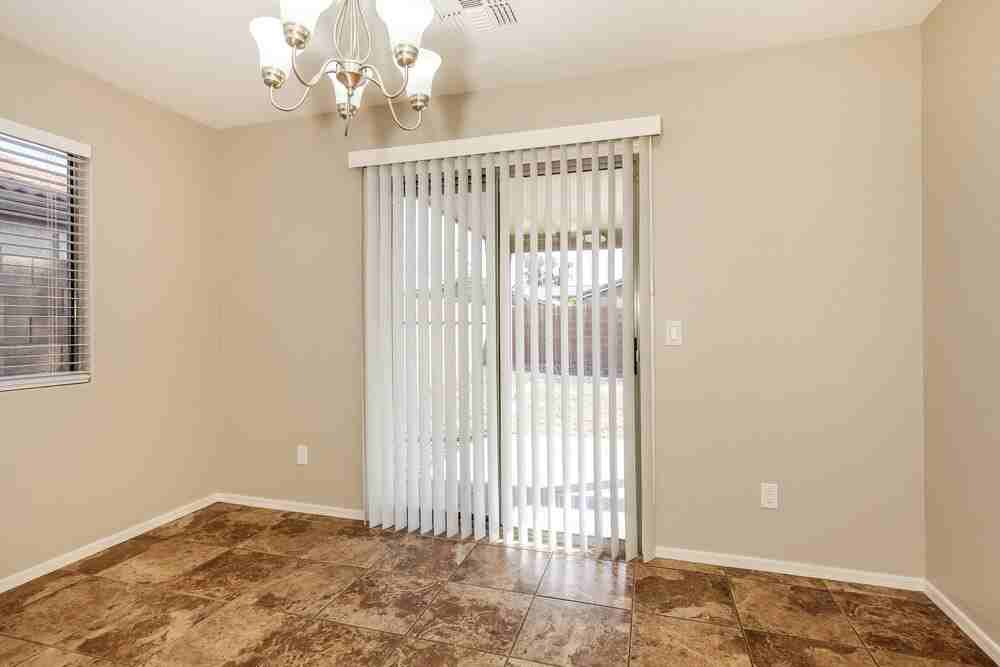 16245 W Calavar Rd - Photo 6 of 19