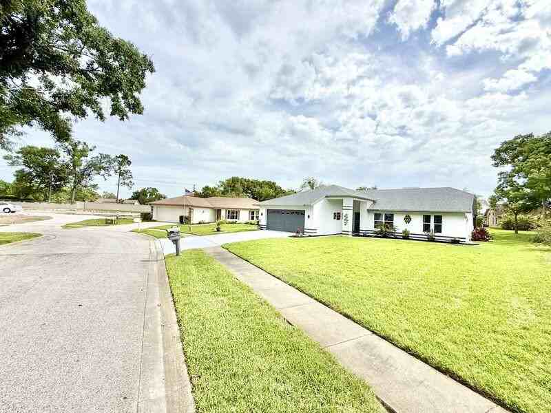 13642 Dunwoody Ct - Photo 7 of 50