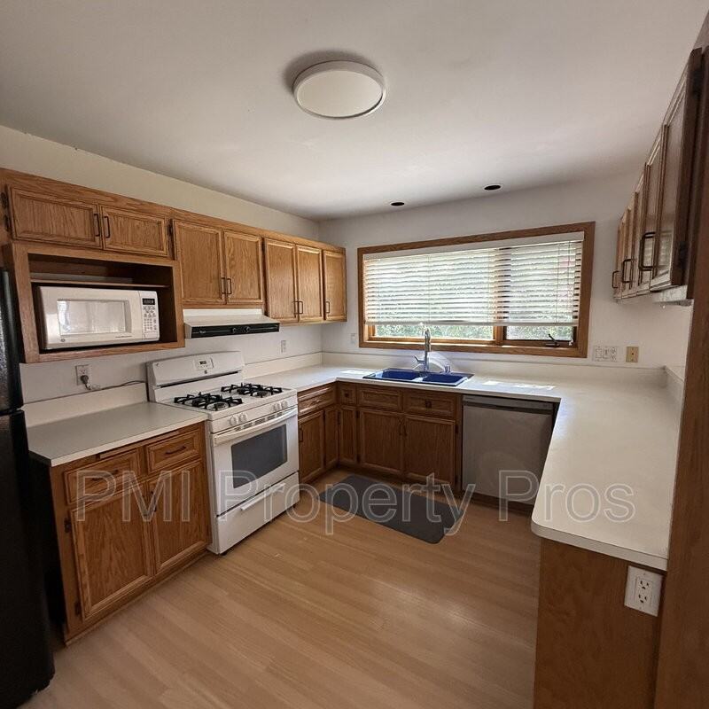 4130 Eldorado Ct - Photo 3 of 47