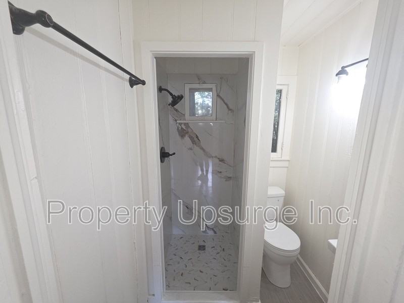 4808 Shasta Dam Blvd - Photo 3 of 8