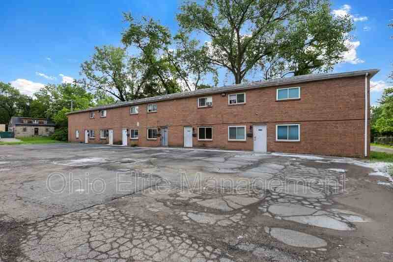2844 Baughman Ave - Photo 3 of 24