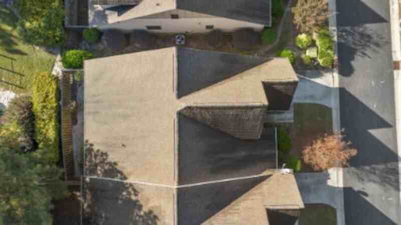 7 Elk Ridge Ln - Photo 2 of 22