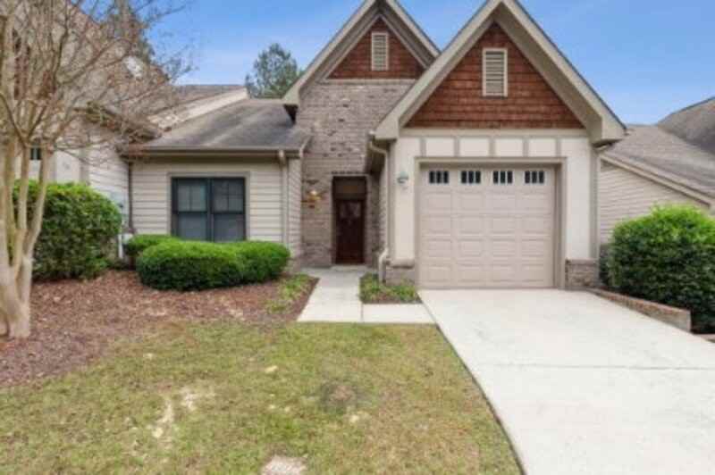 7 Elk Ridge Ln - Photo 3 of 22