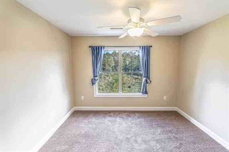 90 Cypress Cir - Photo 4 of 33