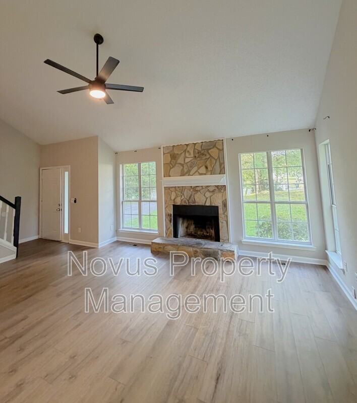 177 Melleray Ct - Photo 3 of 24