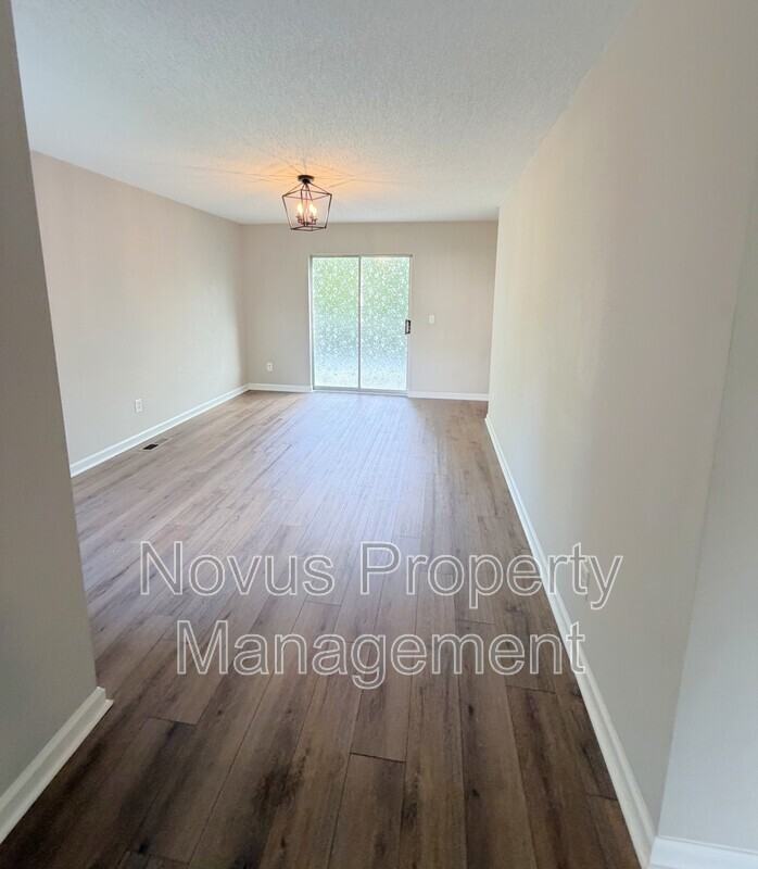 177 Melleray Ct - Photo 5 of 24