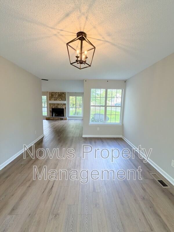 177 Melleray Ct - Photo 6 of 24