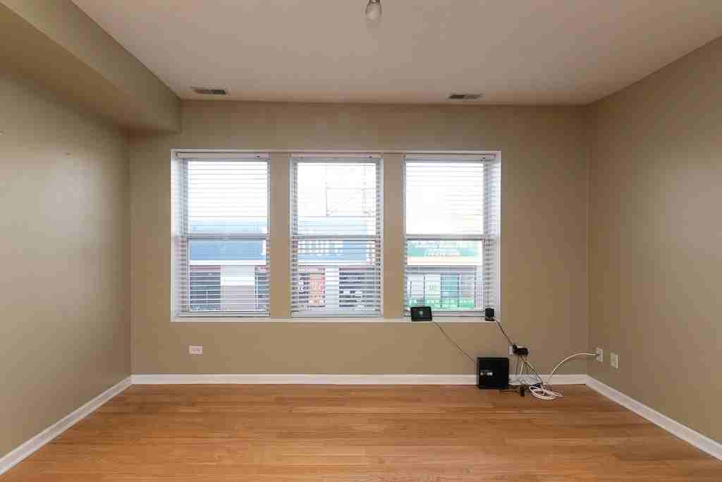 3103 W Lawrence Ave #2 - Photo 6 of 20