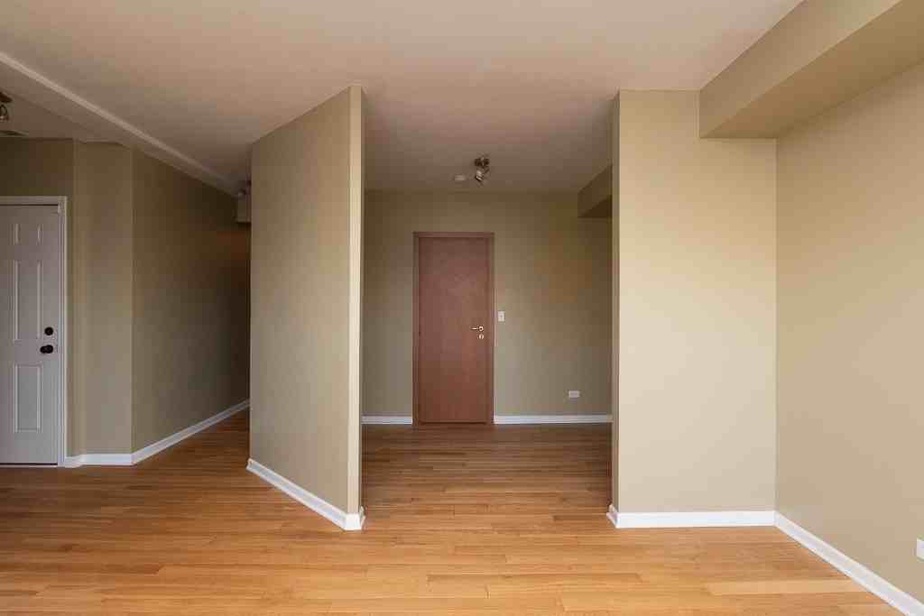3103 W Lawrence Ave #2 - Photo 7 of 20