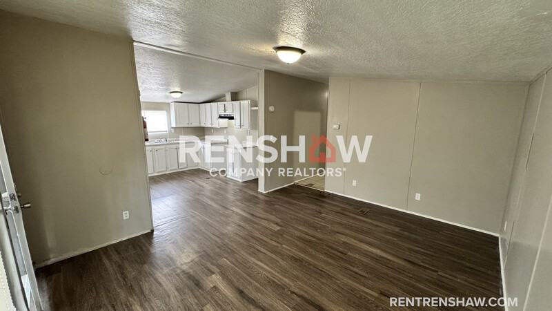 288 W Brooks Rd - Photo 2 of 15
