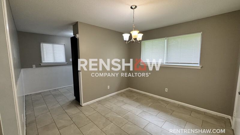 3909 Range Line Rd - Photo 4 of 17
