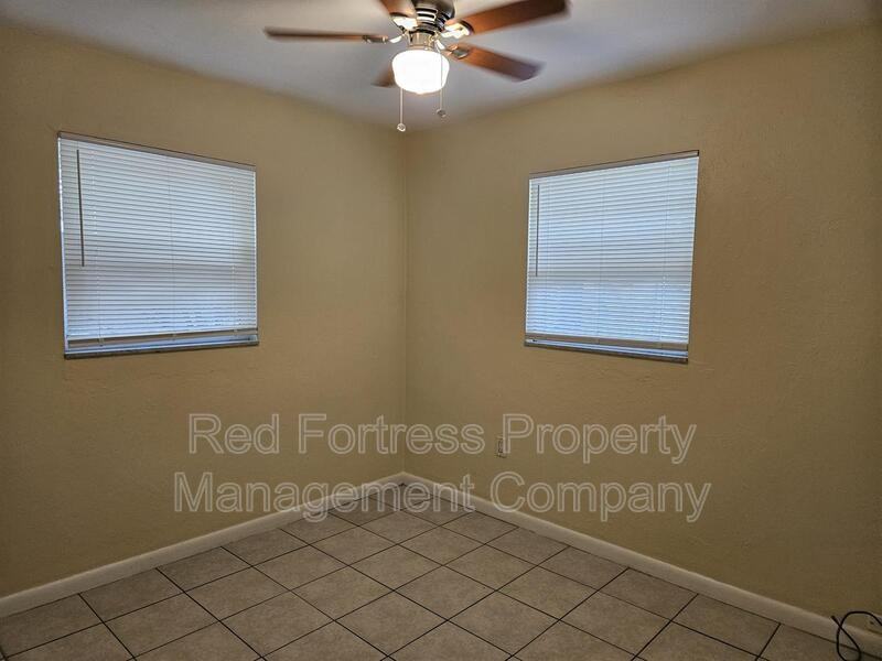 3339 Edgewood Ave - Photo 7 of 9