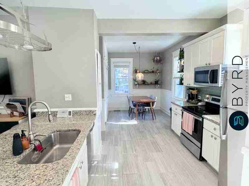 3256 Cliff Ave - Photo 7 of 27