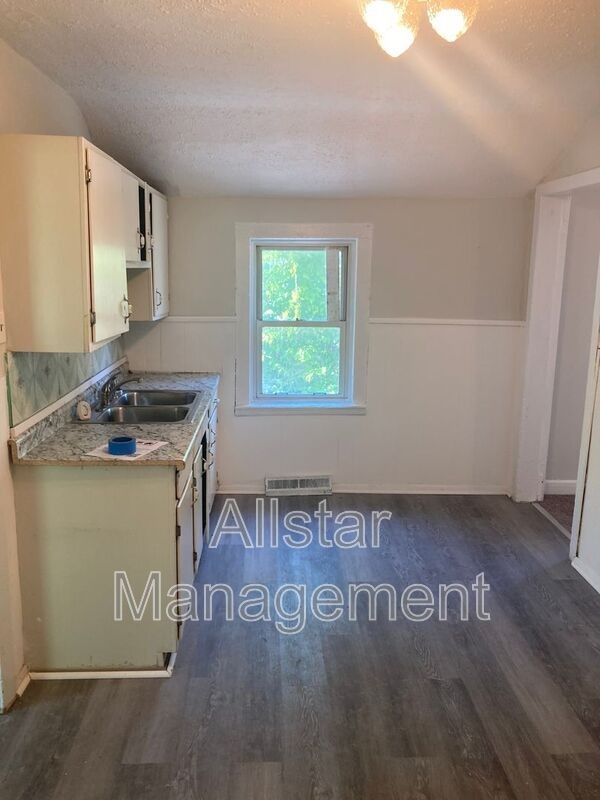 6706 Gertrude Ave - Photo 2 of 10