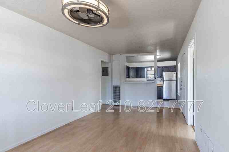 317 Kashmuir Pl #3 - Photo 5 of 27