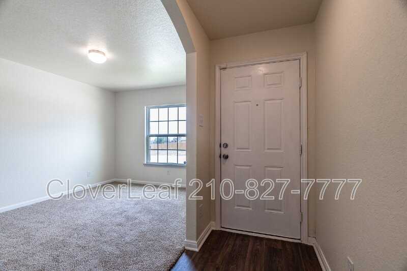15266 Snug Harbor Way - Photo 5 of 32