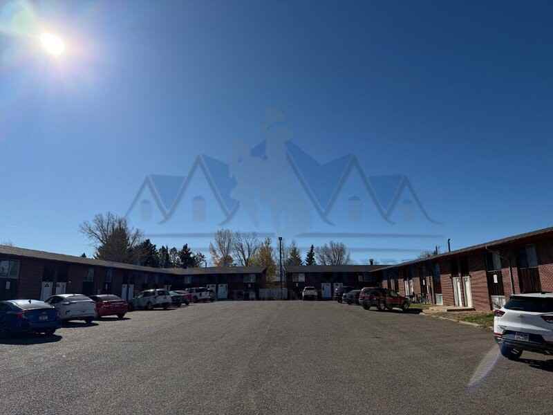 708 Downey St #8