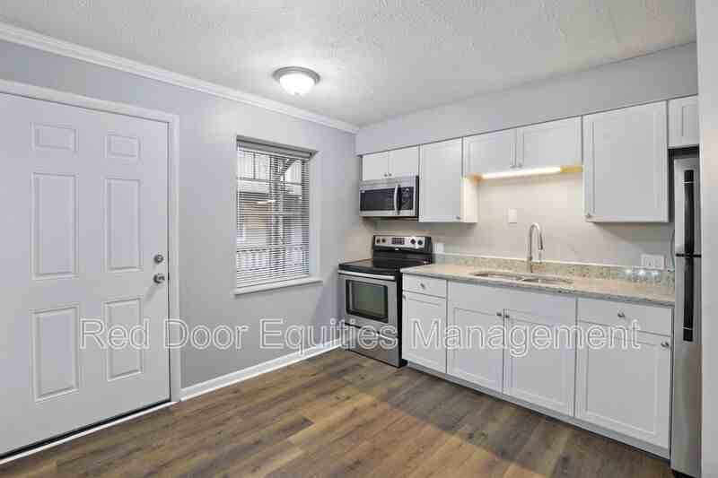 123 W Walnut St #A - Photo 2 of 10