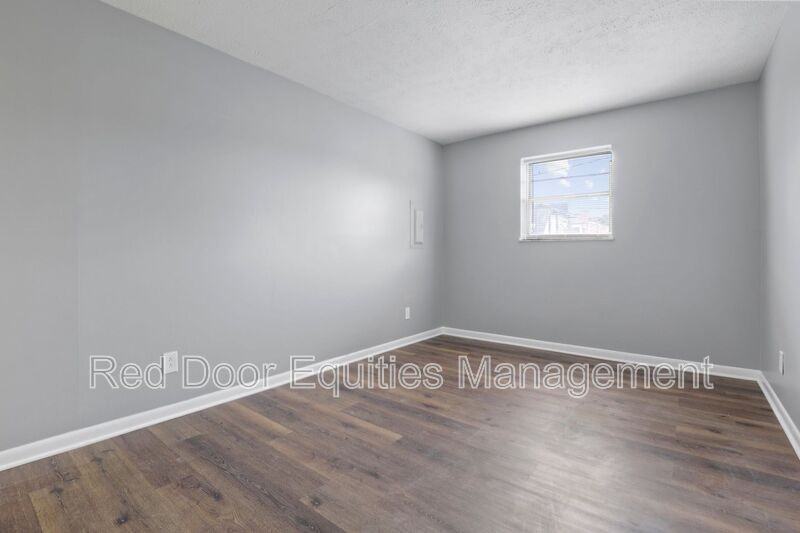 123 W Walnut St #A - Photo 7 of 10