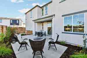 featured image of 8647 Starburst Way