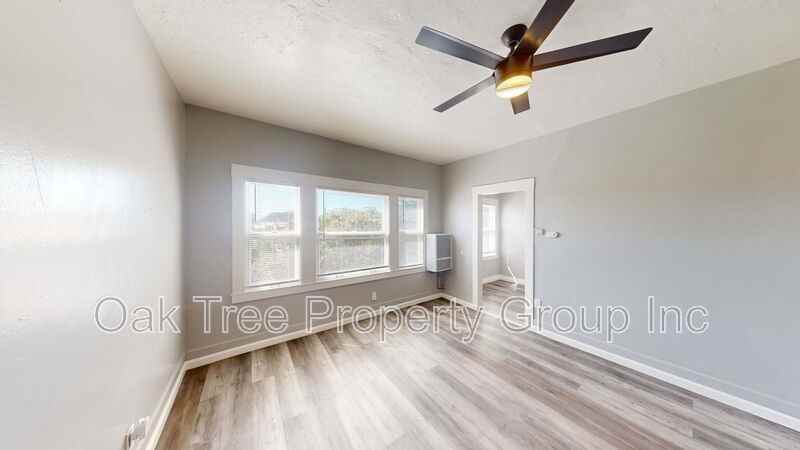 2044 International Blvd #21 - Photo 4 of 26