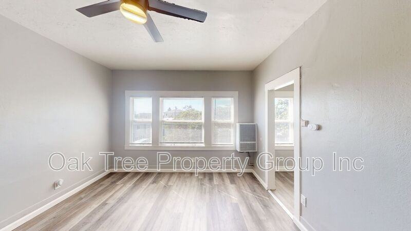 2044 International Blvd #21 - Photo 5 of 26