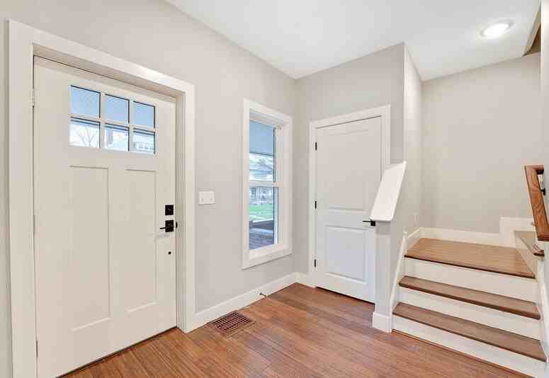 389 Berkeley Rd - Photo 4 of 24
