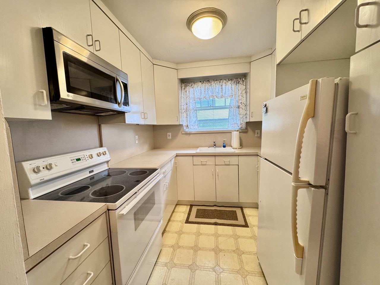 816 Kingsland Avenue #1 - Photo 5 of 13