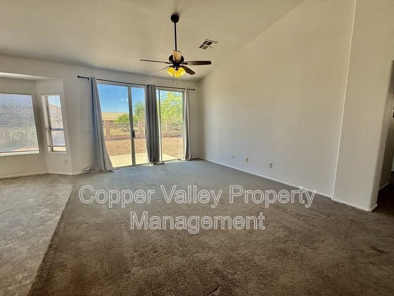 11525 W Palm Brook Dr - Photo 3 of 10