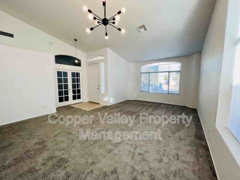 11525 W Palm Brook Dr - Photo 5 of 10