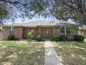 3013 Meadow Bluff Dr - Photo 1 of 1