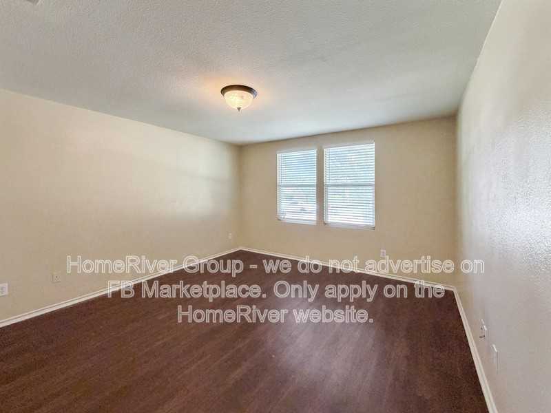 3013 Meadow Bluff Dr - Photo 7 of 20