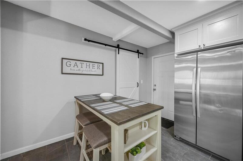 3709 Ashland Ave - Photo 7 of 18
