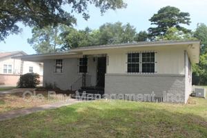 featured image of 3200 Emogene St