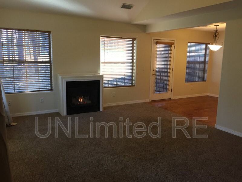 1753 W Legend Trl - Photo 4 of 15