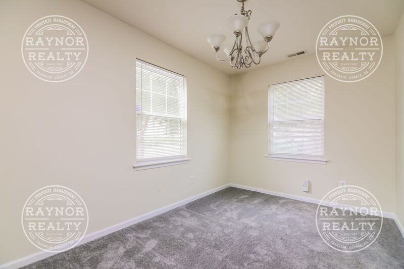 5131 Thornton Knoll Way - Photo 5 of 19