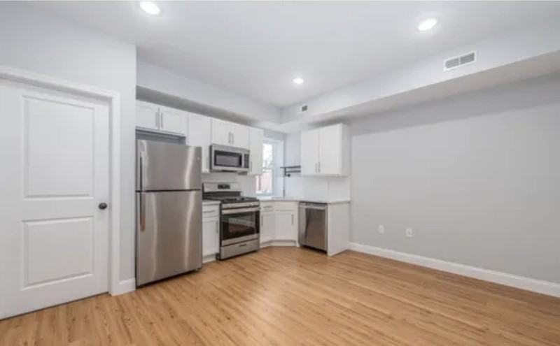 1522 S 9th St - Photo 3 of 16