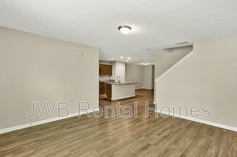 8180 Metto Rd - Photo 6 of 25