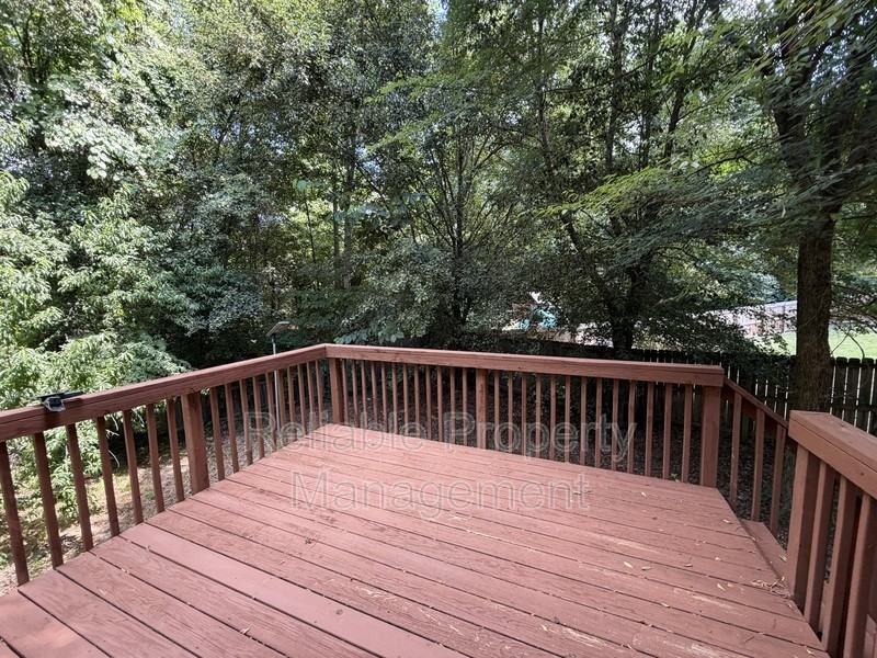 306 Allendown Ln - Photo 3 of 25