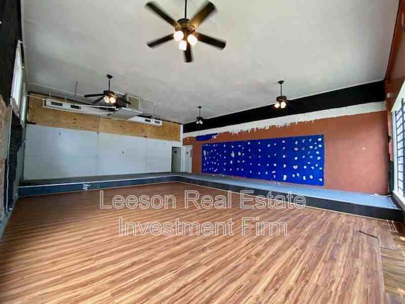 440 Olive St - Photo 2 of 6