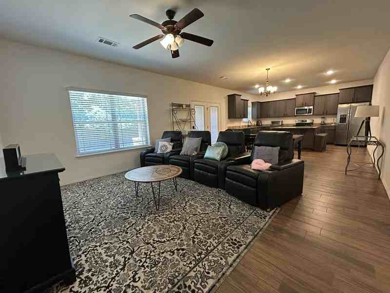 1299 N Sicily Ln - Photo 3 of 14