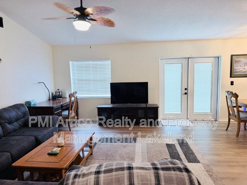 6868 Bordeaux Blvd - Photo 3 of 25