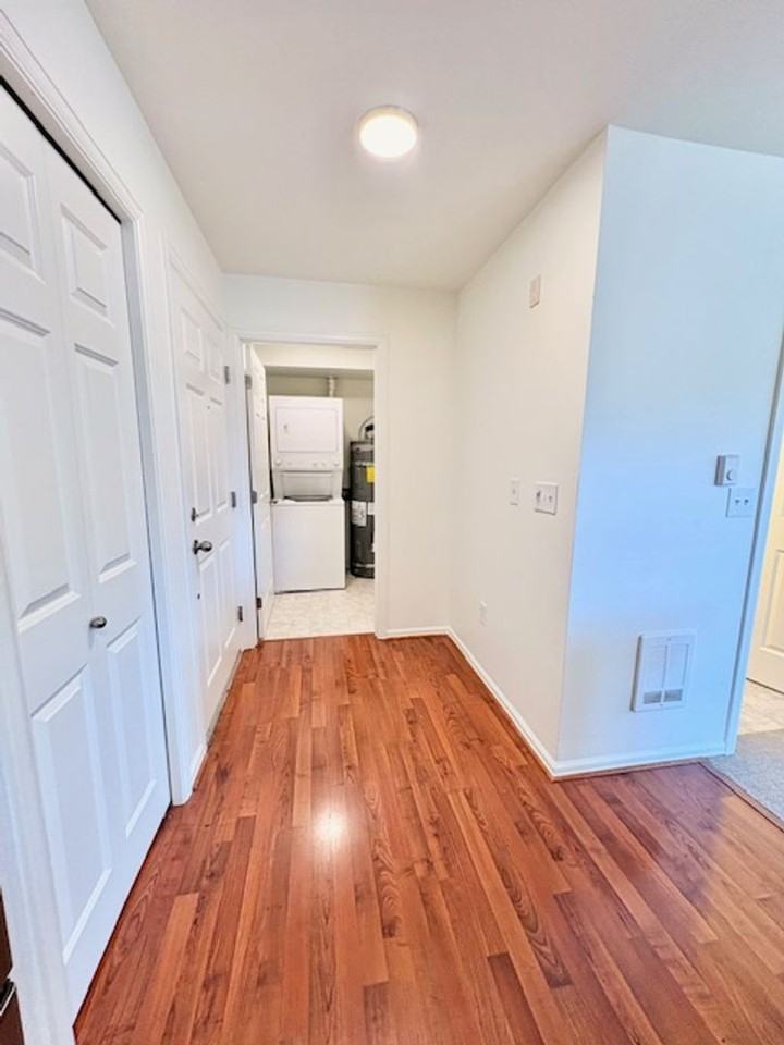 Nelson Apartments - Photo 3 of 33
