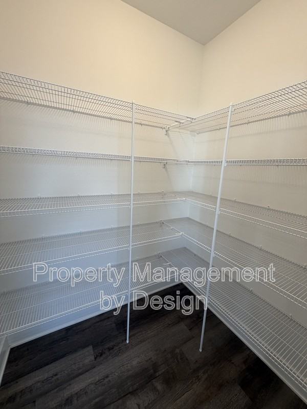 730 Se Booth Ave - Photo 5 of 17