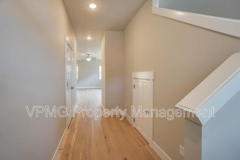 2347 E Otter Loop - Photo 4 of 36