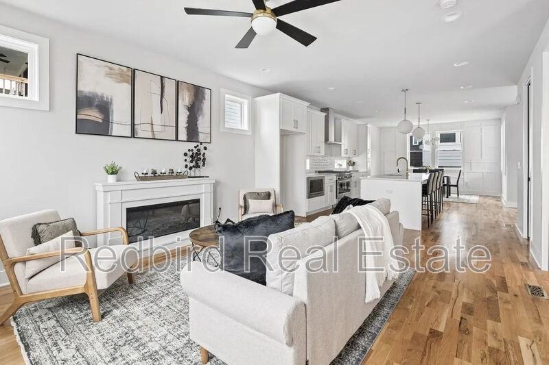 1612 Branch St #A - Photo 3 of 43