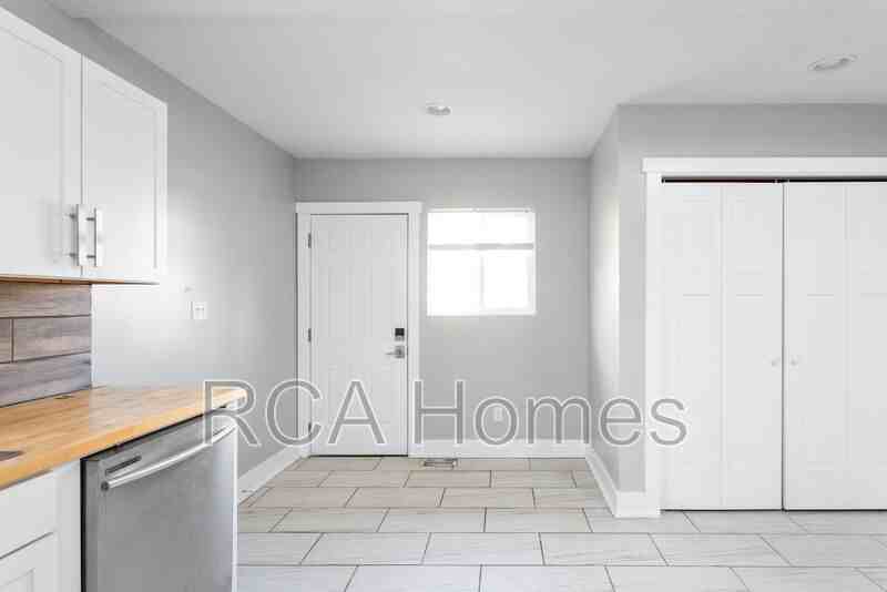 1006 E Palmer St - Photo 3 of 15