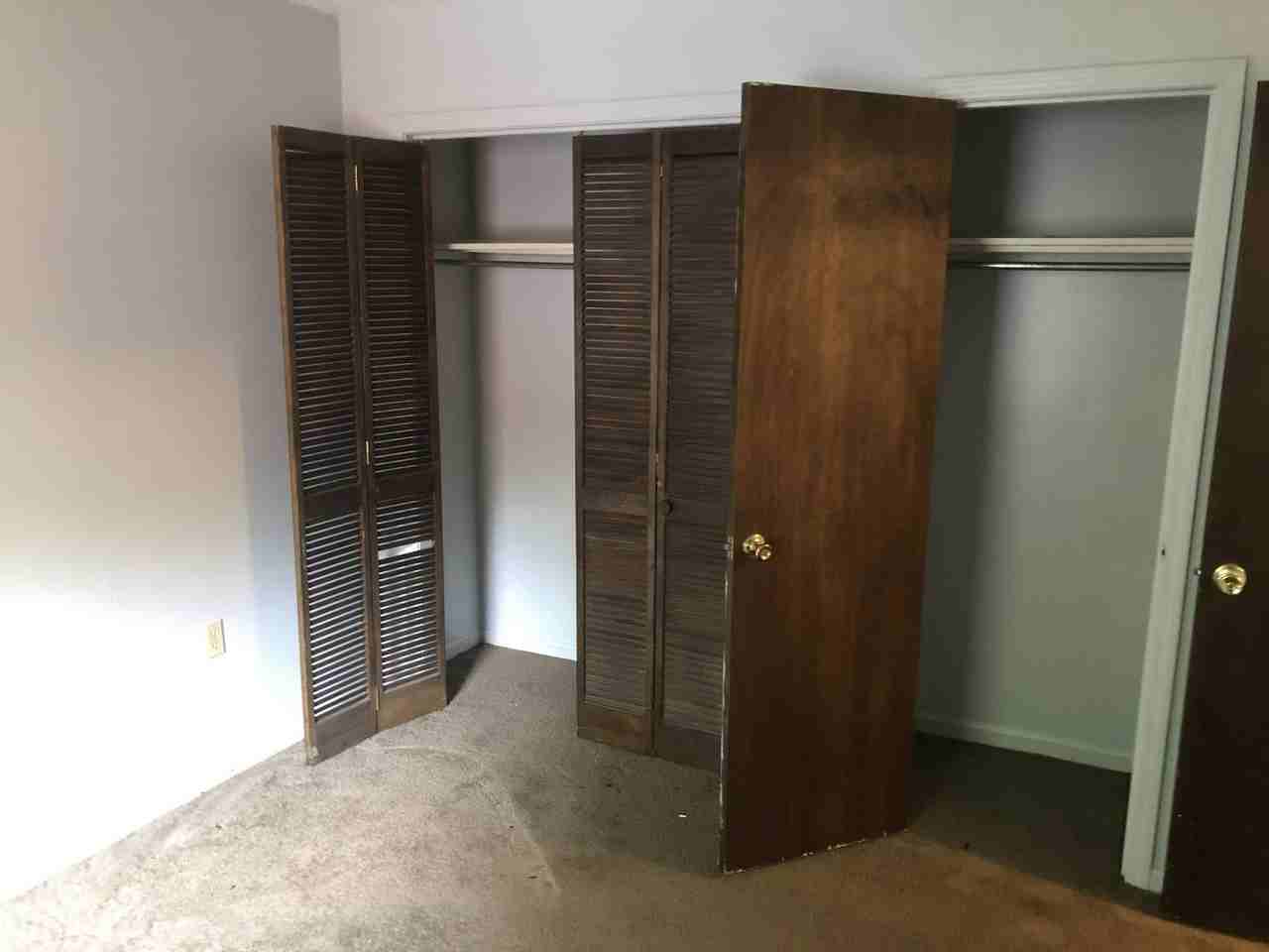 112 112 Hemphill Ave & 202-204-206-208-210-212-214-216-218-220 Sarah St - Photo 5 of 8