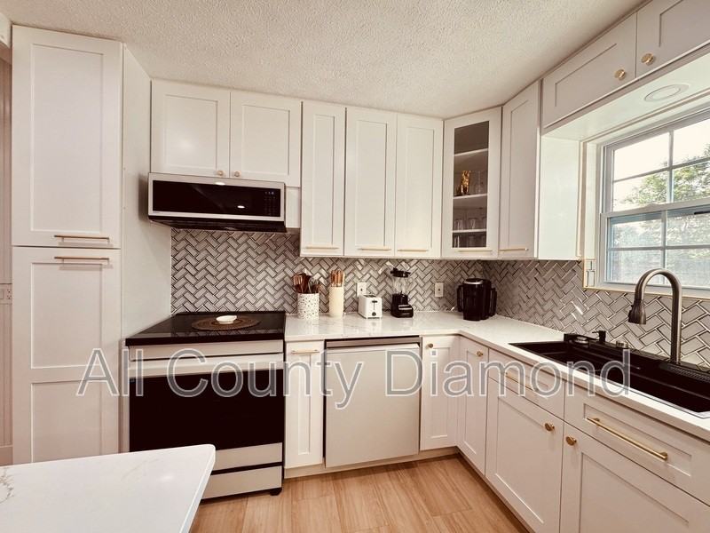 127 Heather Dr - Photo 6 of 43