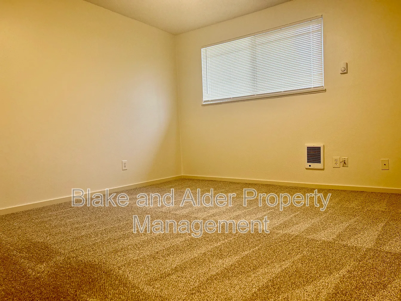 4103 Ne Killingsworth St - Photo 7 of 16